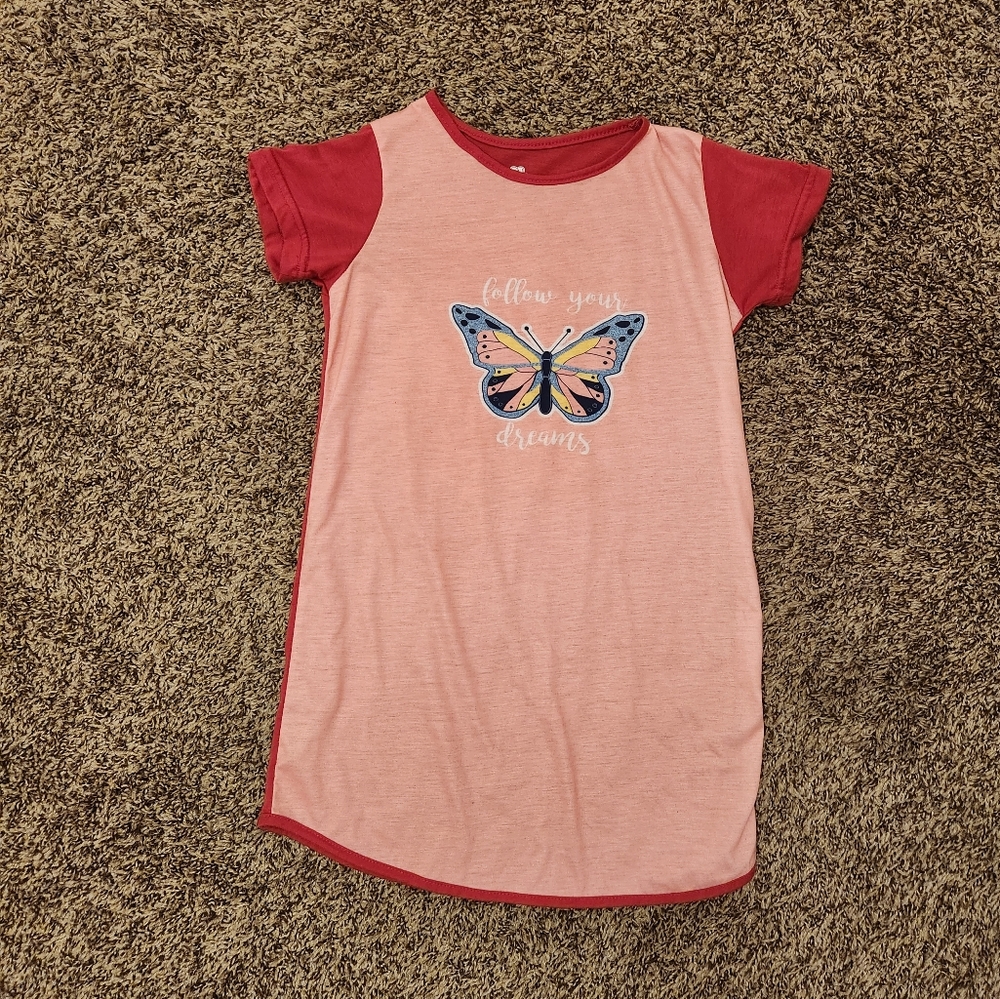 Girl nightgown